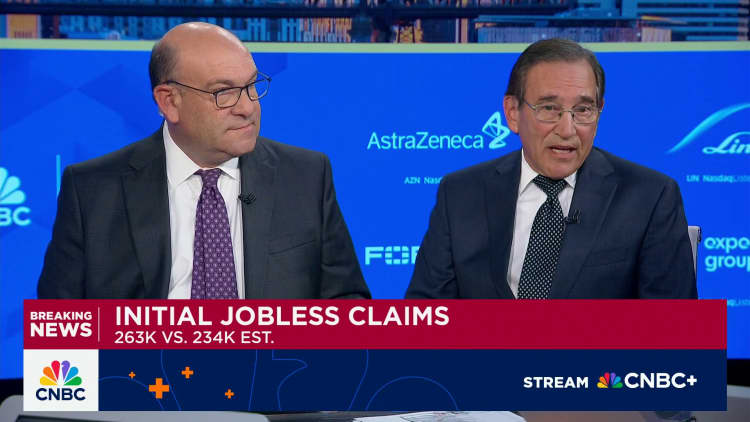 Consumer prices rose at annual rate of 2.9% in August, as weekly jobless claims jump