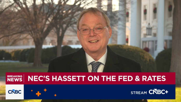 Fed independence is ‘really important,’ Trump ties shouldn’t disqualify chair candidates: Hassett