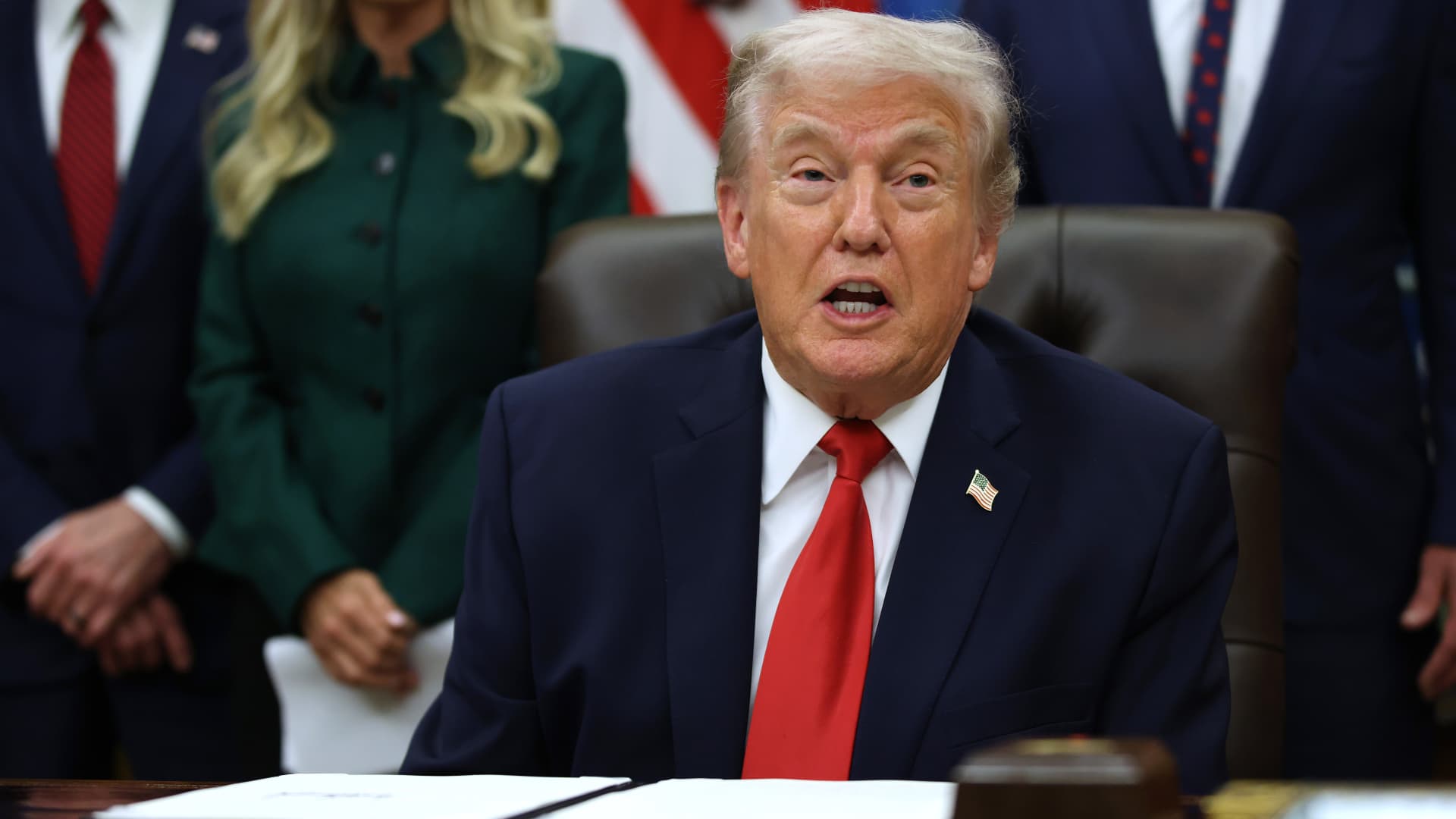 Trump to announce Fed chair nominee Friday; Kevin Warsh may be the pick, according to reports